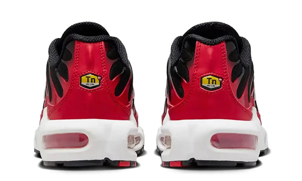 Air max plus womens black and red best sale