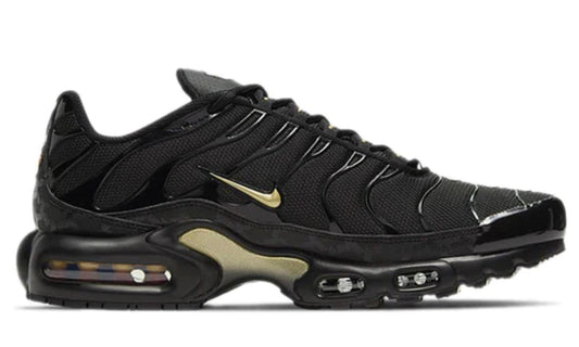 NIKE AIR MAX PLUS TN ‘BLACK/METALLIC GOLD’ (Men’s)-Sneakerstaxx