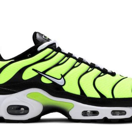 NIKE AIR MAX PLUS TN ‘LIMES’ (Men’s)-Sneakerstaxx
