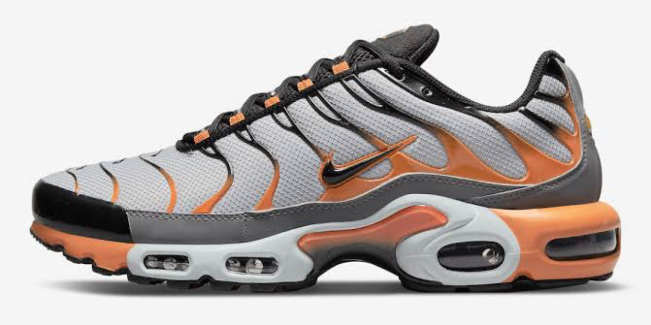 Nike air max shop plus grey orange