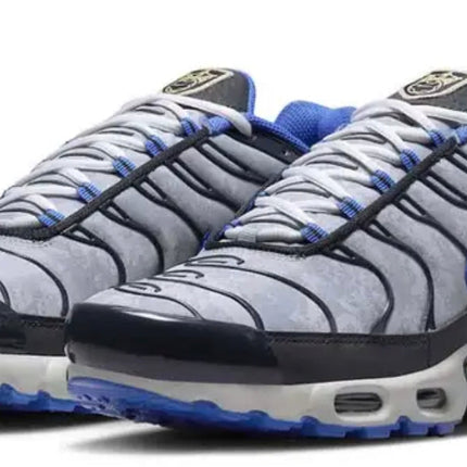 NIKE AIR MAX PLUS TN 'WORLD CUP 22' (Men’s)-Sneakerstaxx